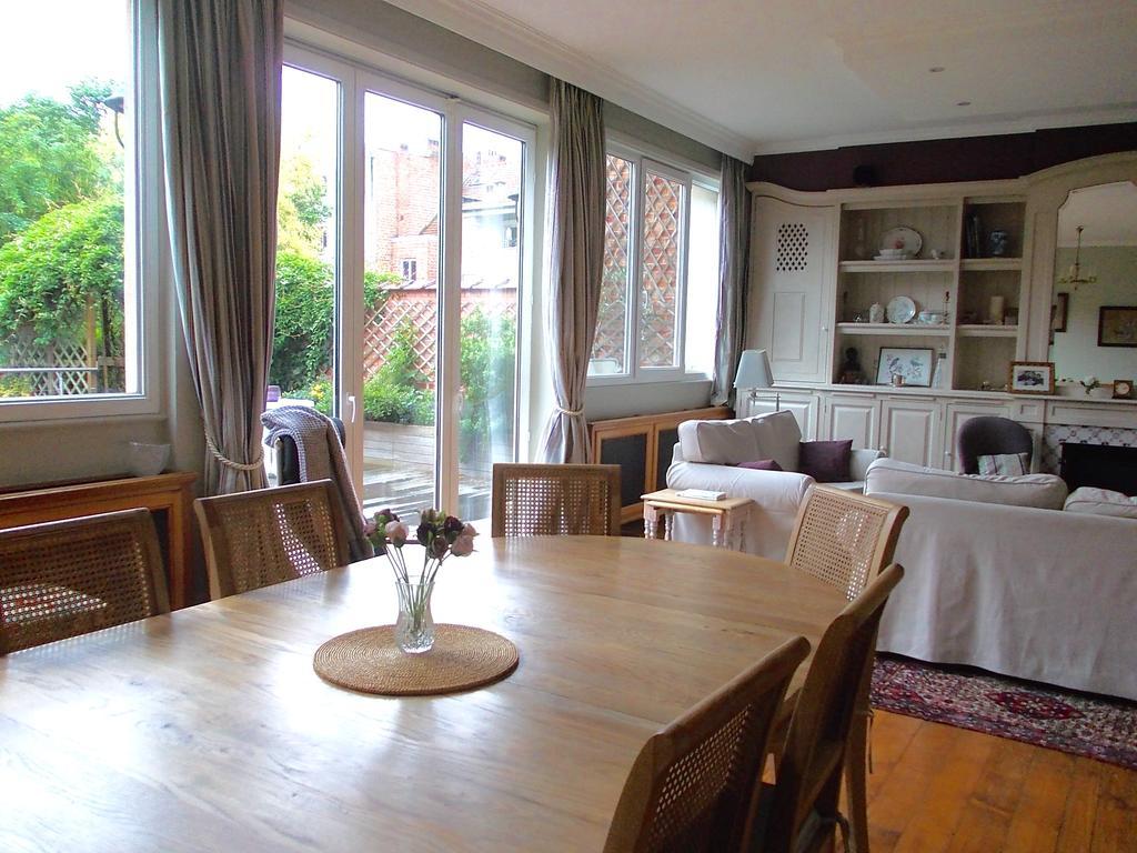 B&B Chambre Chocolat Woluwe-Saint-Lambert Exterior photo