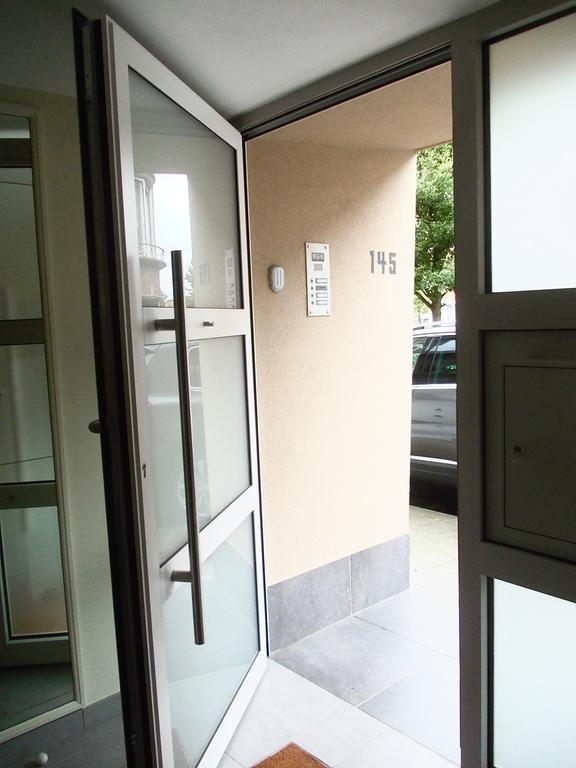 B&B Chambre Chocolat Woluwe-Saint-Lambert Exterior photo